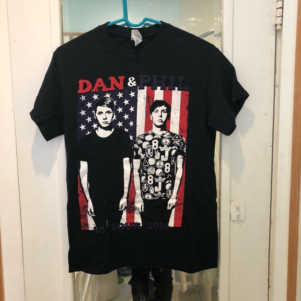 Dan and Phil Tour Shirt 2016